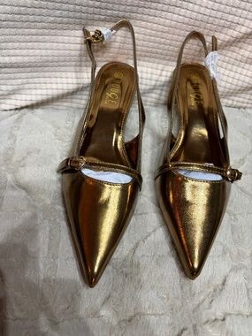 Shoes for formal occasions